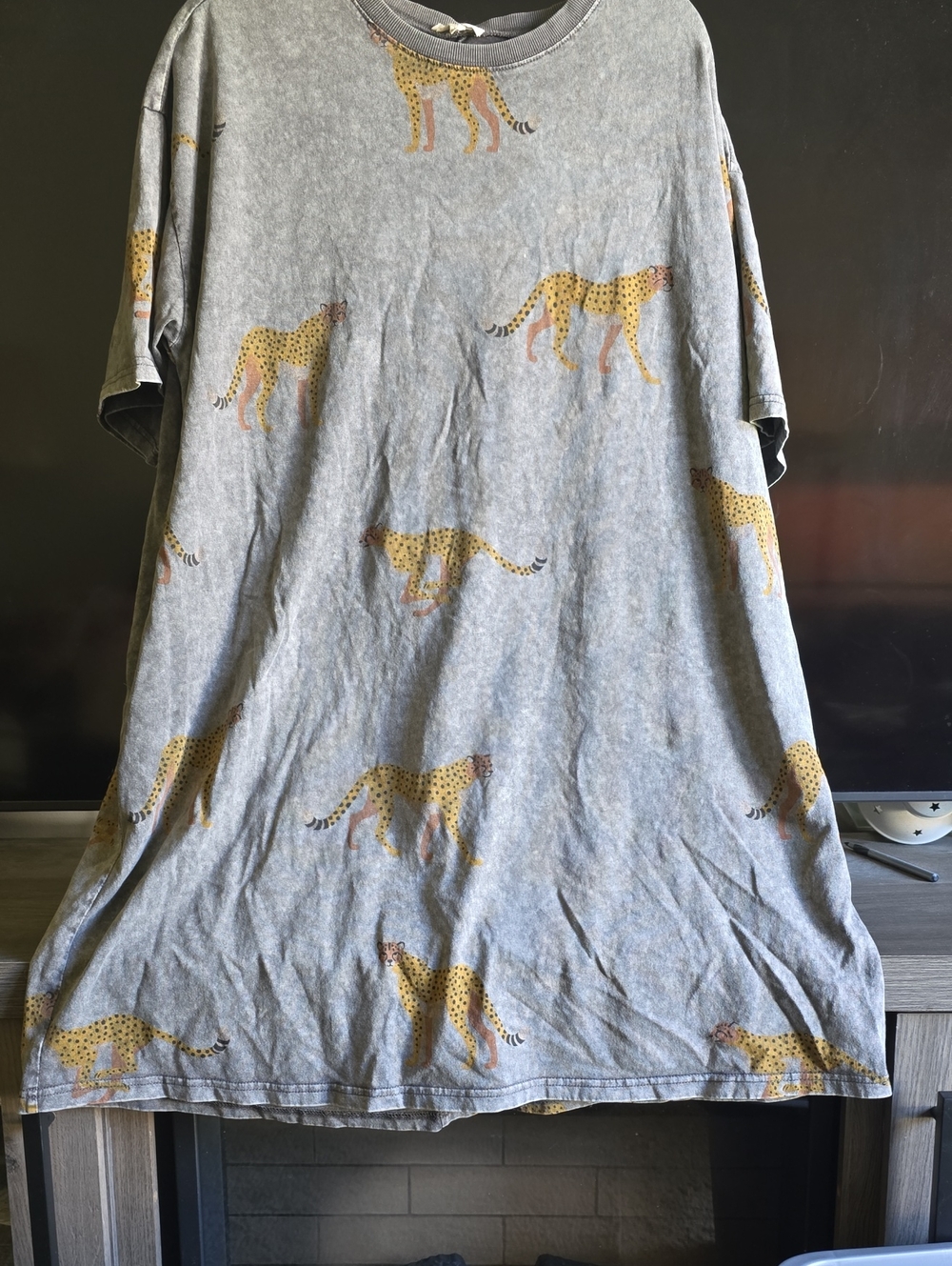 easel Gray Midi Dress with Yellow Cheetah Print